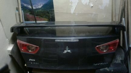 Лансер 10/lanserх Крышка багажника в сборе со спол