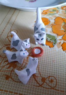 Игрушка кошка с котятами