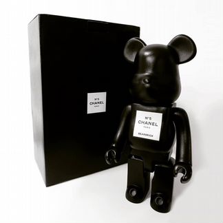 Bearbrick Chanel, Бирбрик Шанель