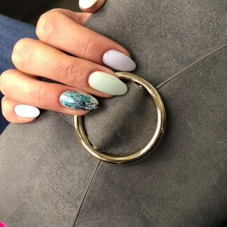 Маникюр и педикюр с выездом к Вам домой