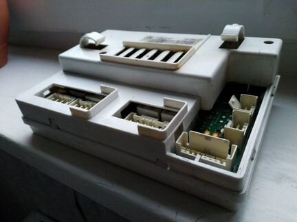 Блок управления стиральной машины indesit