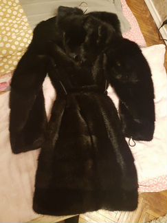 Шуба чёрная норочка