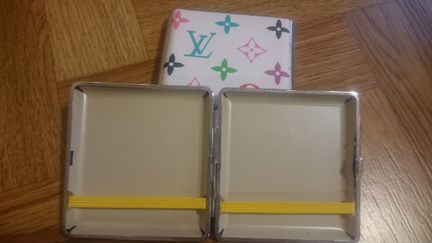 Продам подсигарник для сигарет Louis Vuitton