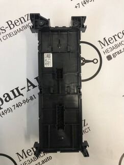 Блок реле и предохранителей Mercedes-Benz G500