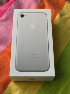 iPhone 7 32 гб Идеальное состояние, 1 год,гарантия