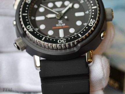 Seiko SNJ025P1 Solar Arnie