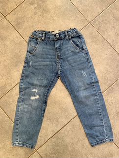 Джинсы Zara