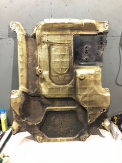 Защита двигателя Mercedes-Benz E-Class S212