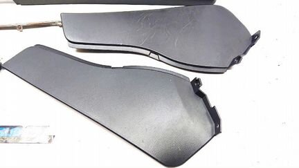 Центральная консоль, подлокотник, борода Subaru