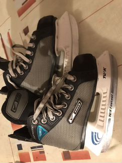 Коньки Bauer Supreme 11, размер Y12