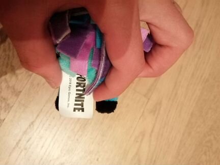 Игрушечная лама из Fortnite