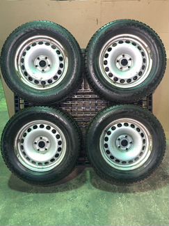 Зимние колеса Volkswagen Tiguan 215 65 16