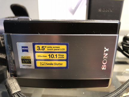 Компактный фотоаппарат