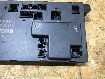 Блок управления двери передний левый Mercedes-Benz