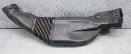 Канал холодного воздуха (правый) бмв е34