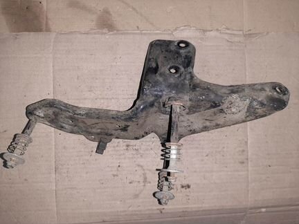 Кронштейн компрессора Mercedes 221