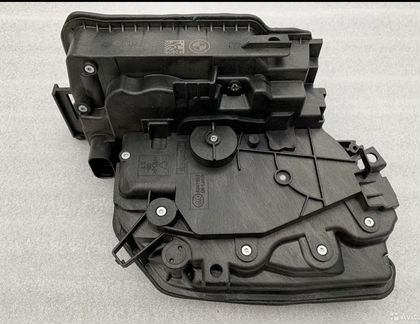 Замок задней левой двери BMW G30 G11 G12 F15 F16