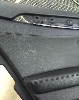 BMW 5 f10 f11 обшивка двери задняя левая (кожа )