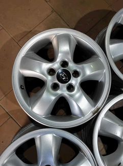 Диски бу оригинал R16 LU на Hyundai Santa Fe