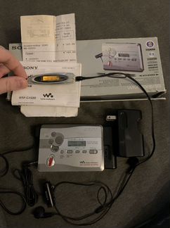 Кассетный плеер Sony WM-GX688