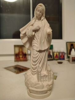 Статуэтка Божией матери-междугорье б.у