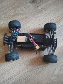 Машинка на радиоуправлении