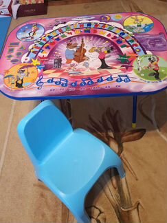 Регулируемый стол Дэми