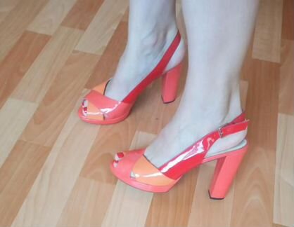 Босоножки Geox р.40 кожаные