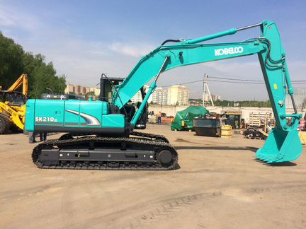 Экскаватор гусеничный Kobelco SK210LC-8