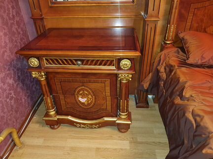 Итальянский спальный гарнитур