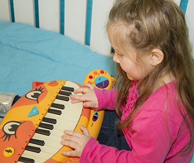 Пианино с микрофоном из США как новое