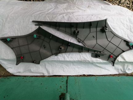 Обшивка стойки задняя правая Toyota Camry 70 XV70