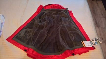 Горнолыжная куртка Aqua two.Новая