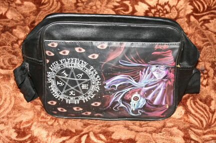 Сумка с героем аниме blood+