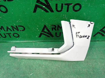 Накладка бампера R-Line передняя левая Volkswagen